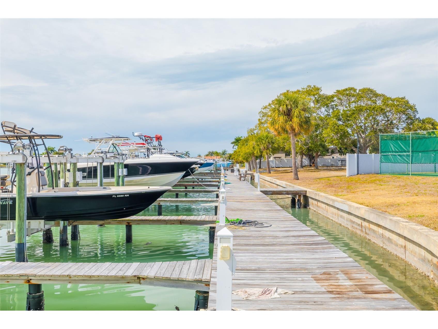5814 Skimmer Point Boulevard S Gulfport FL 33707 TB8476178 image10