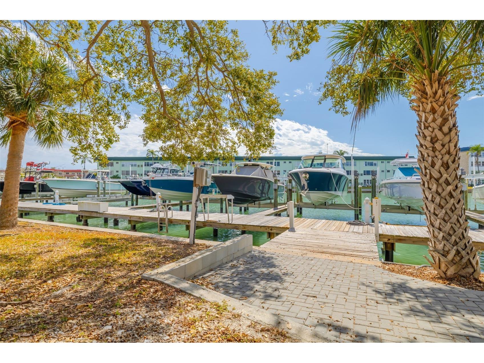 5814 Skimmer Point Boulevard S Gulfport FL 33707 TB8476178 image8