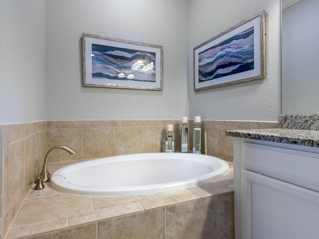 5814 Wake Forest Run #102 Bradenton FL 34211 A4566764 image30