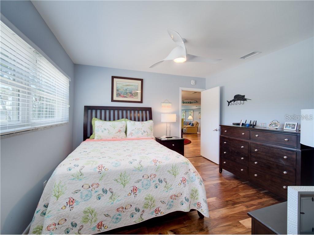 5815 Bali Way S Saint Pete Beach FL 33706 TB8354090 image28