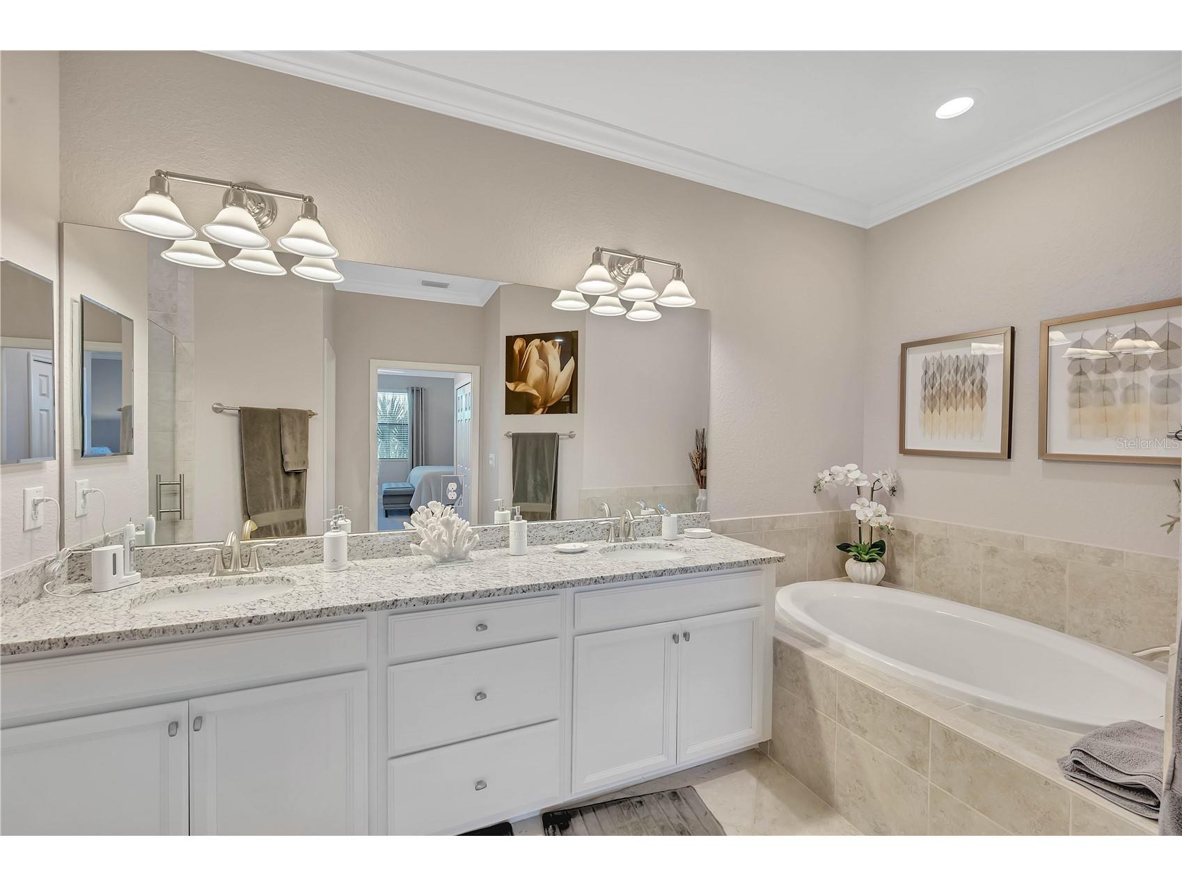 5815 Wake Forest Run #103 Lakewood Ranch FL 34211 A4683440 image18