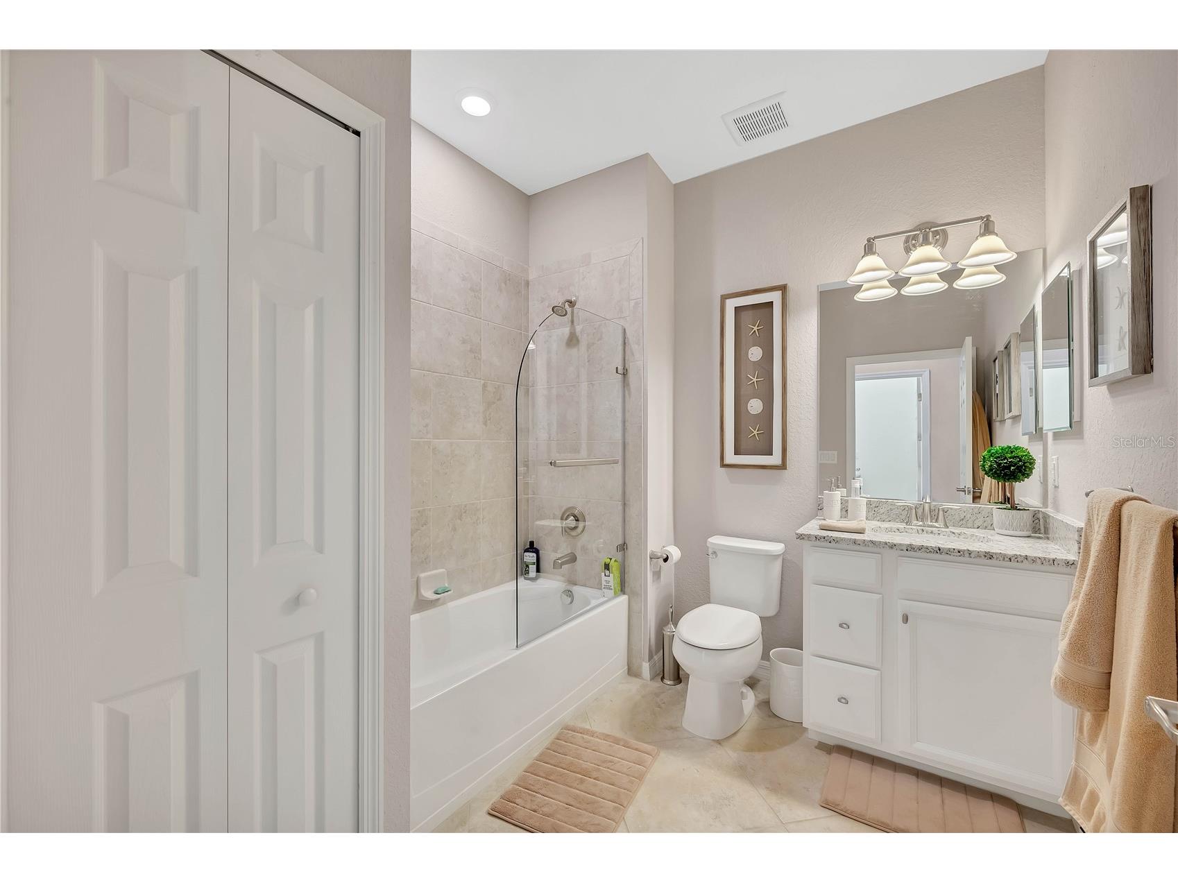 5815 Wake Forest Run #103 Lakewood Ranch FL 34211 A4683440 image24