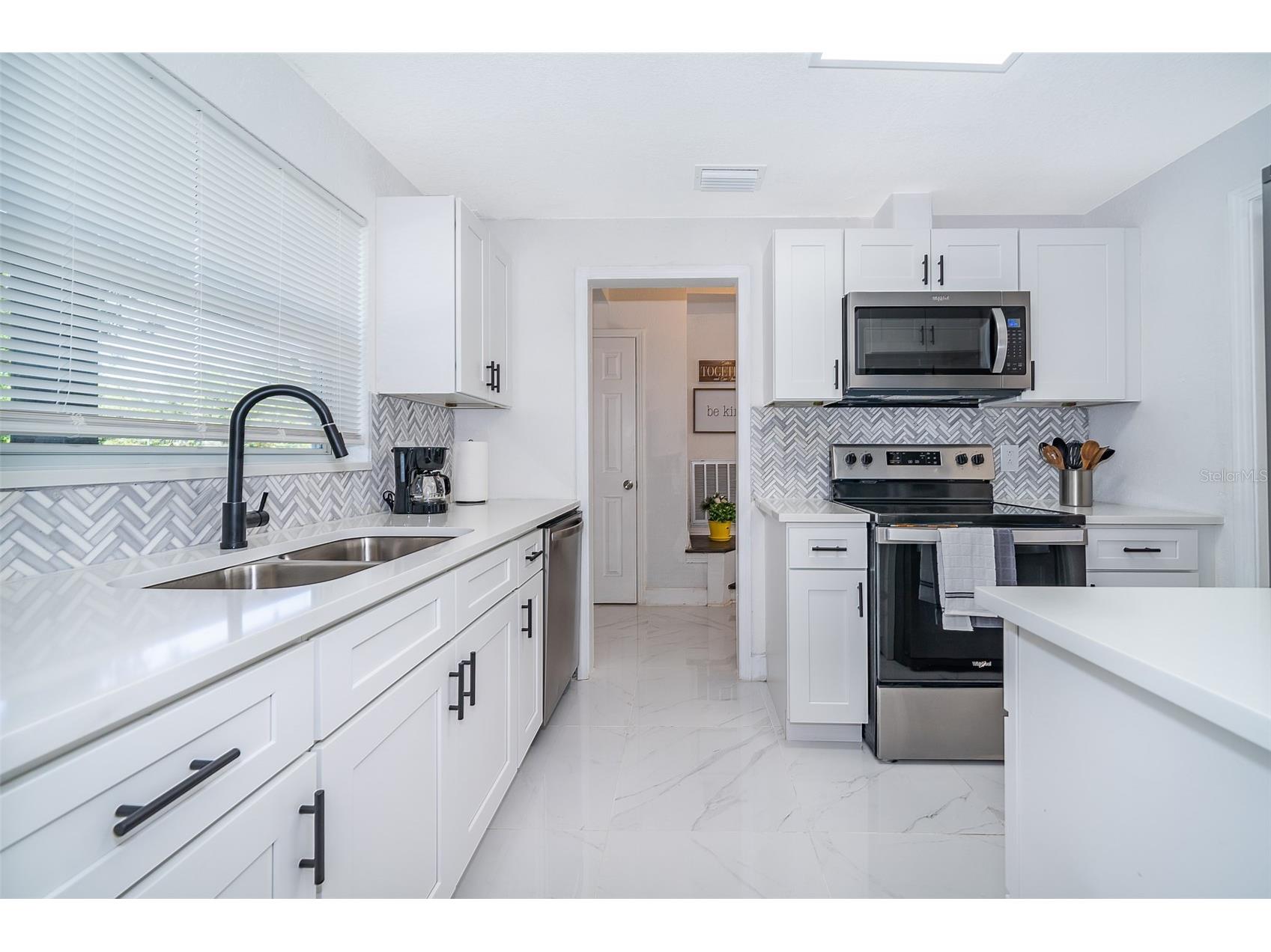 5815 Wolf Road Orlando FL 32808 O6415438 image13