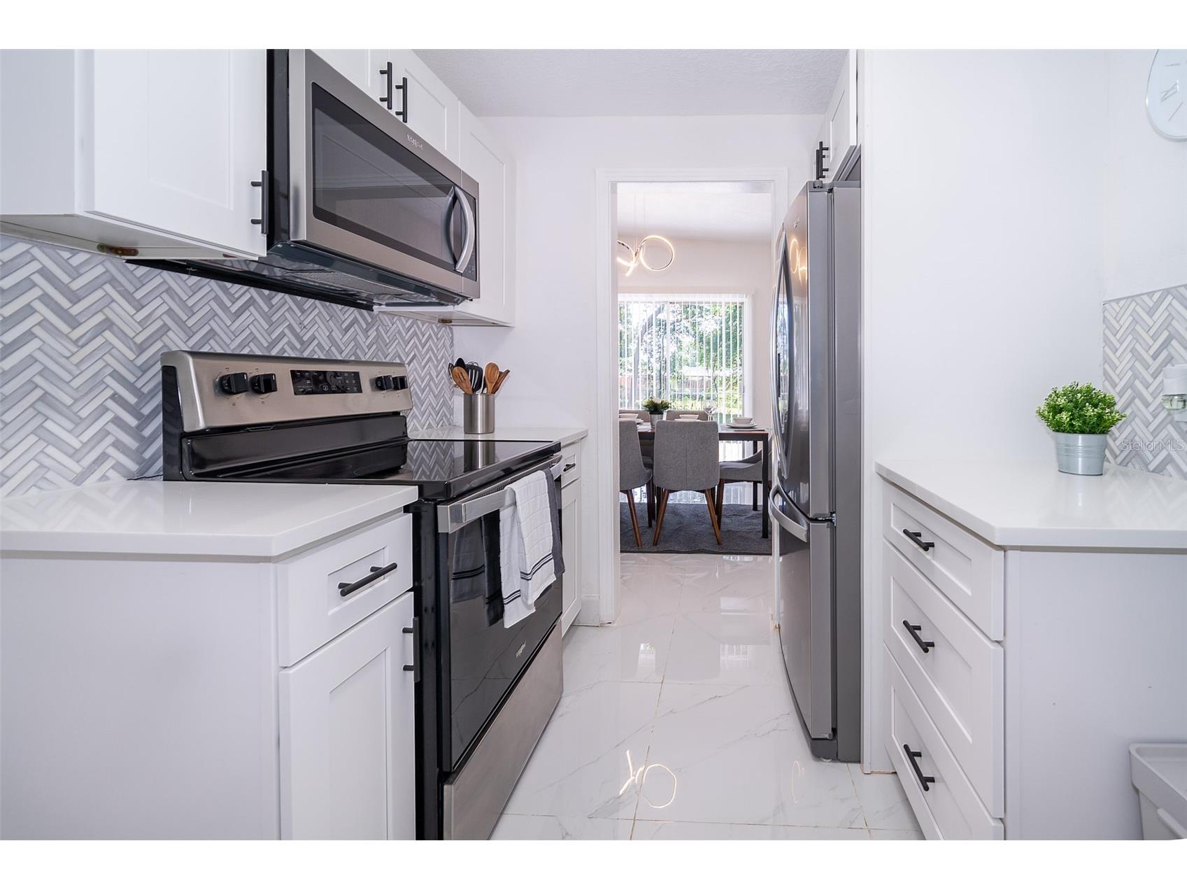 5815 Wolf Road Orlando FL 32808 O6415438 image15