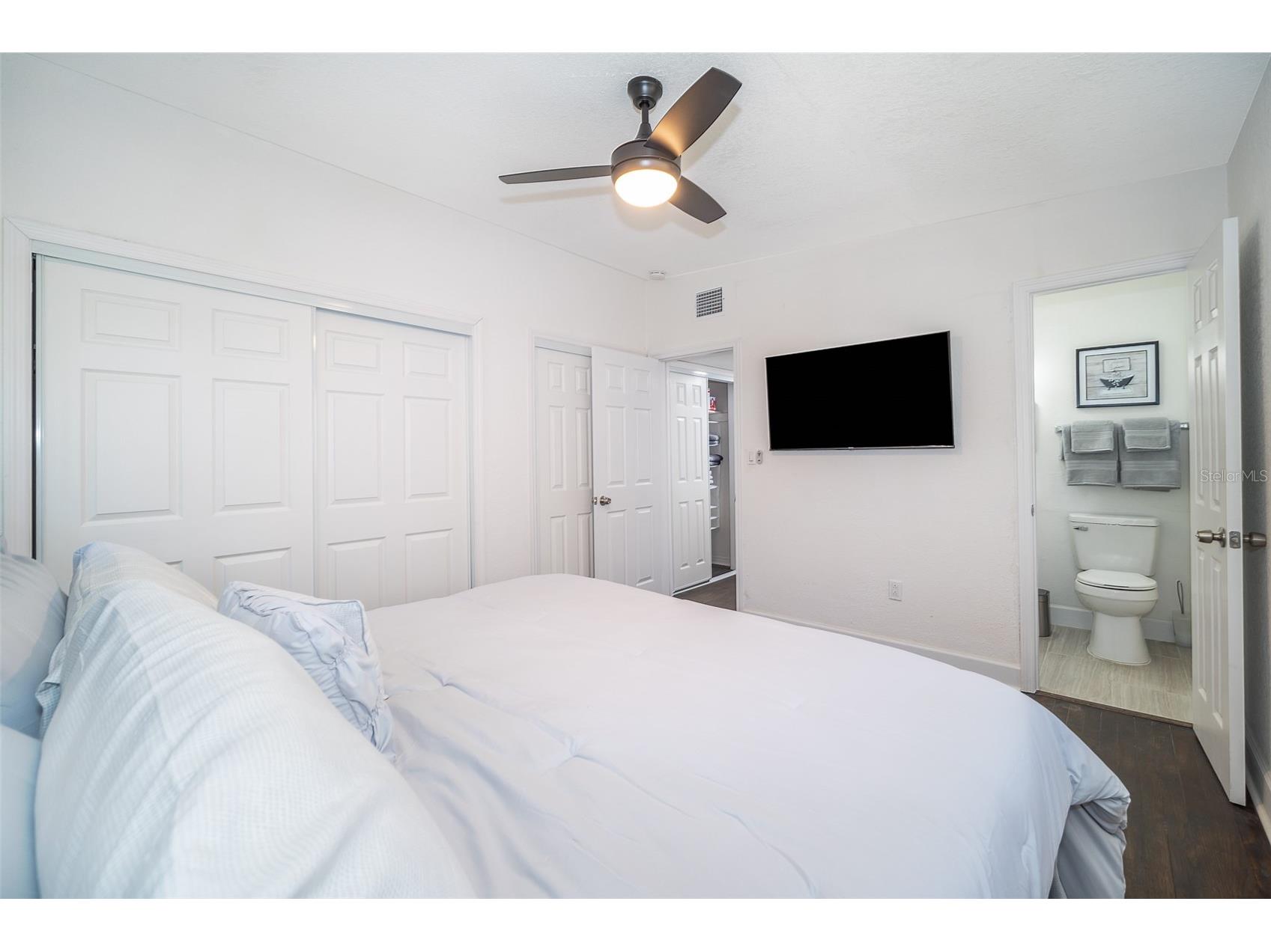 5815 Wolf Road Orlando FL 32808 O6415438 image19