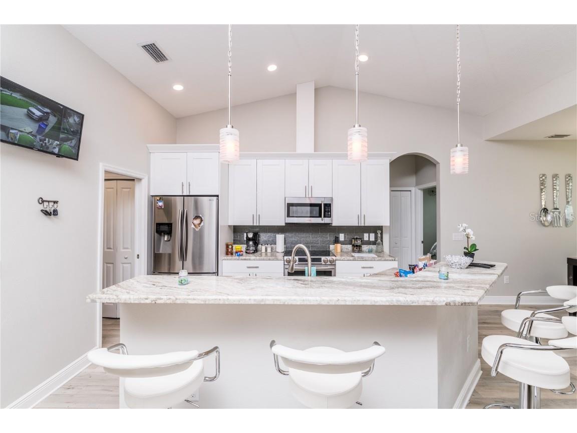 5816 Little River Drive Tampa FL 33615 U8220061 image1