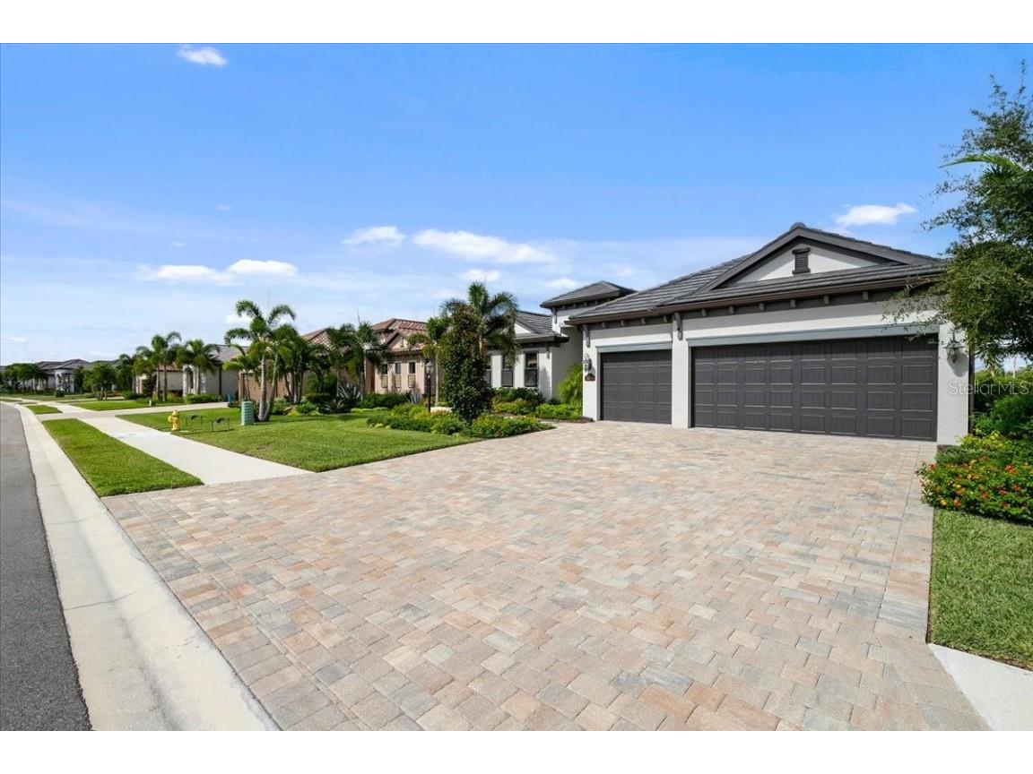 5816 Mulligan Way Bradenton FL 34211 A4623279 image1
