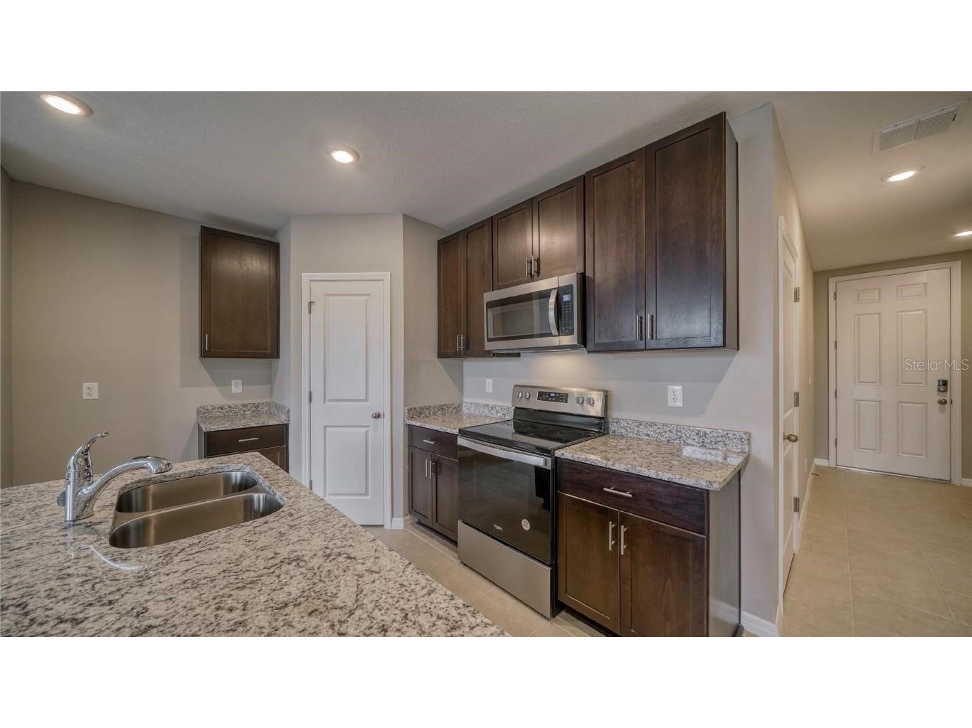 5816 Ocean Isle Drive Nokomis FL 34275 A4672058 image11