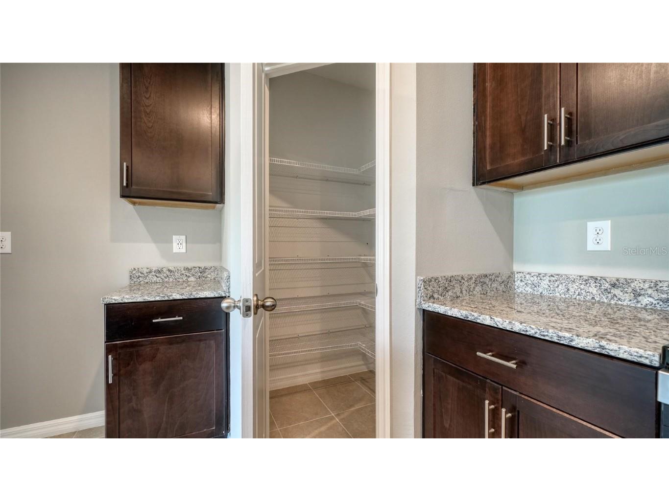 5816 Ocean Isle Drive Nokomis FL 34275 A4672058 image12