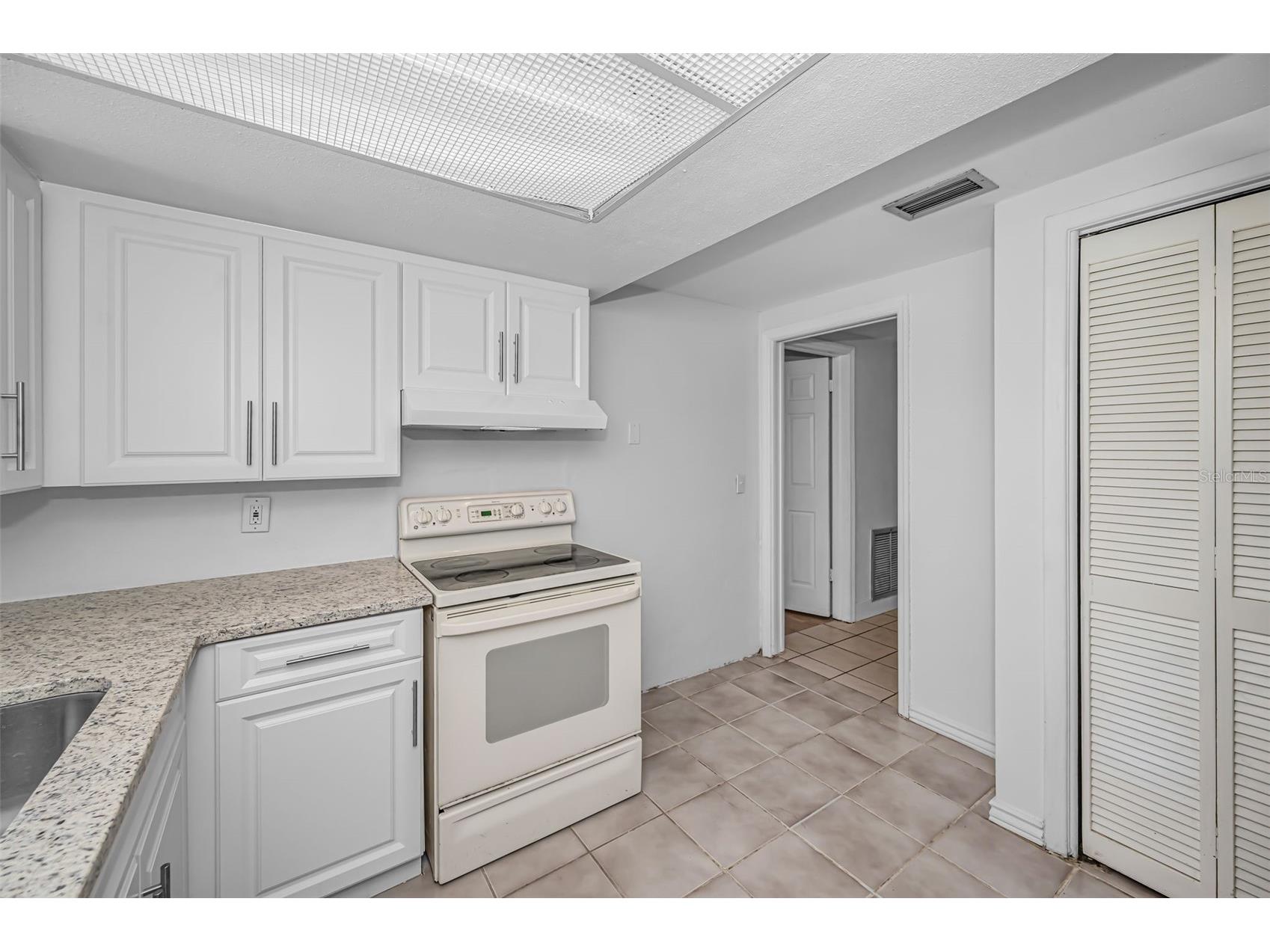 5817 10th Avenue New Port Richey FL 34652 W7886852 image13