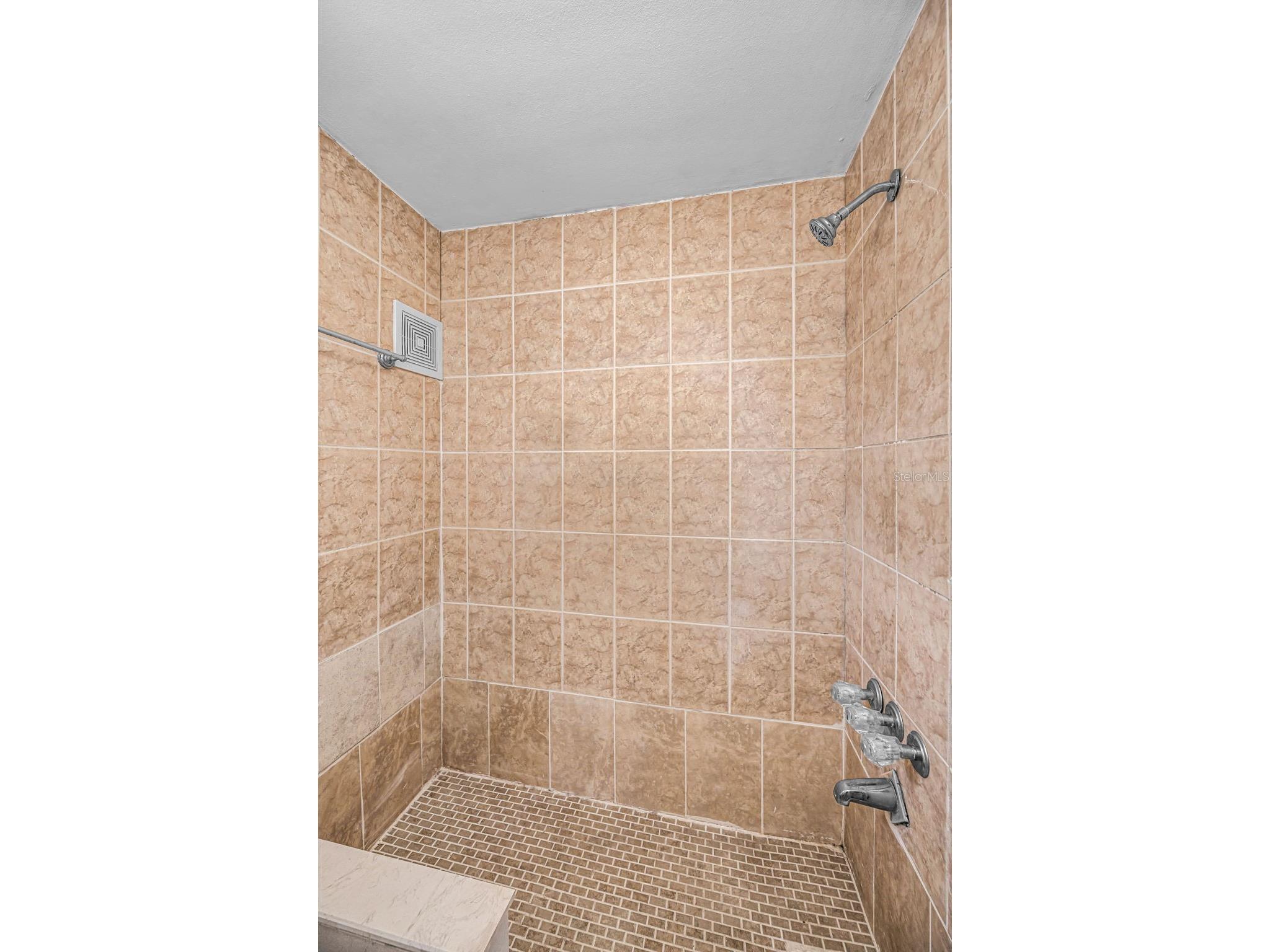 5817 10th Avenue New Port Richey FL 34652 W7886852 image18