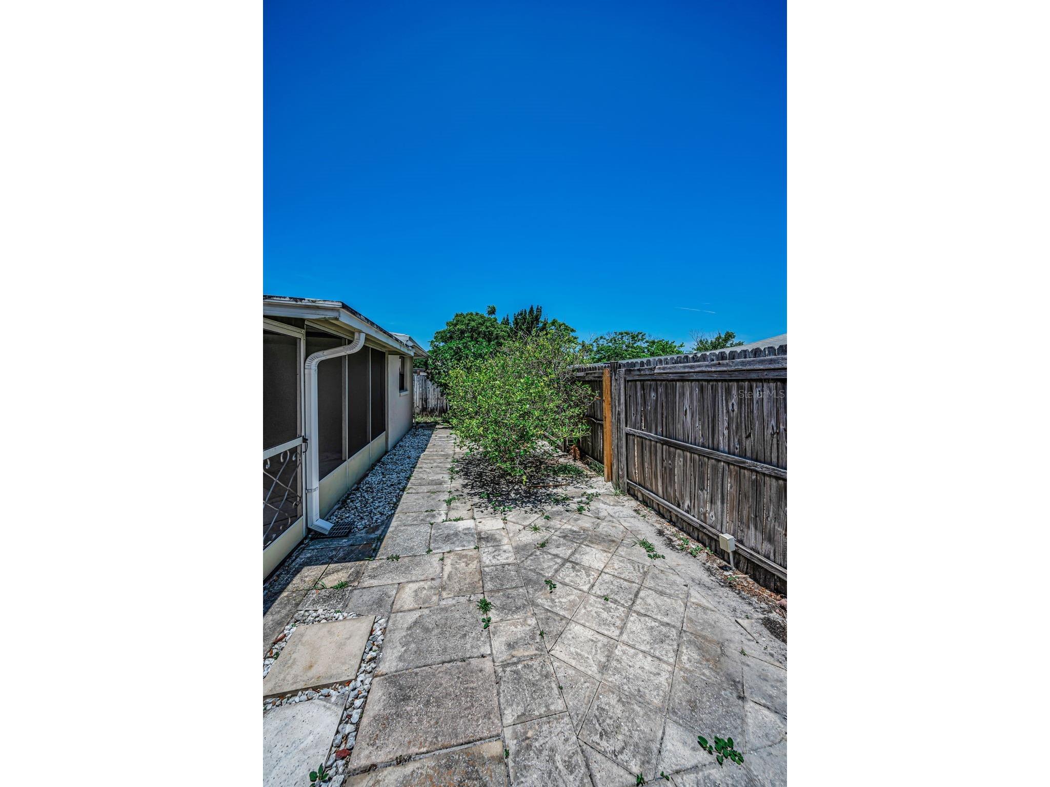 5817 10th Avenue New Port Richey FL 34652 W7886852 image35