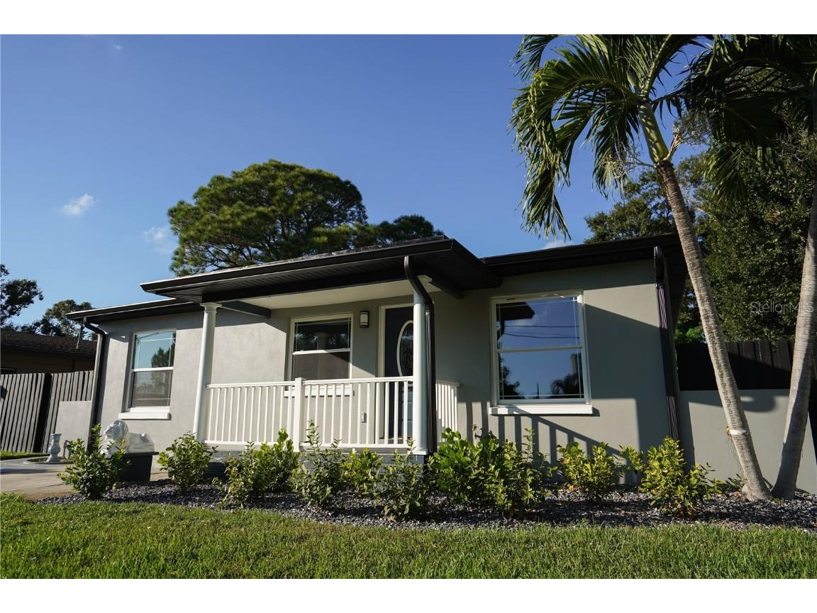 5817 Dartmouth Avenue N Saint Petersburg FL 33710 TB8443726 image1