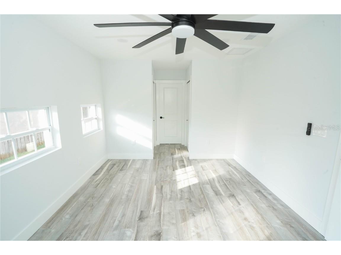 5817 Dartmouth Avenue N Saint Petersburg FL 33710 TB8443726 image16