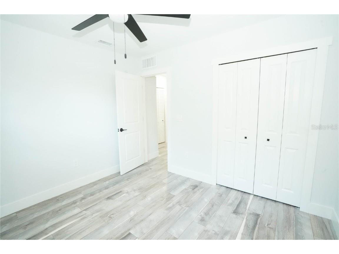 5817 Dartmouth Avenue N Saint Petersburg FL 33710 TB8443726 image24