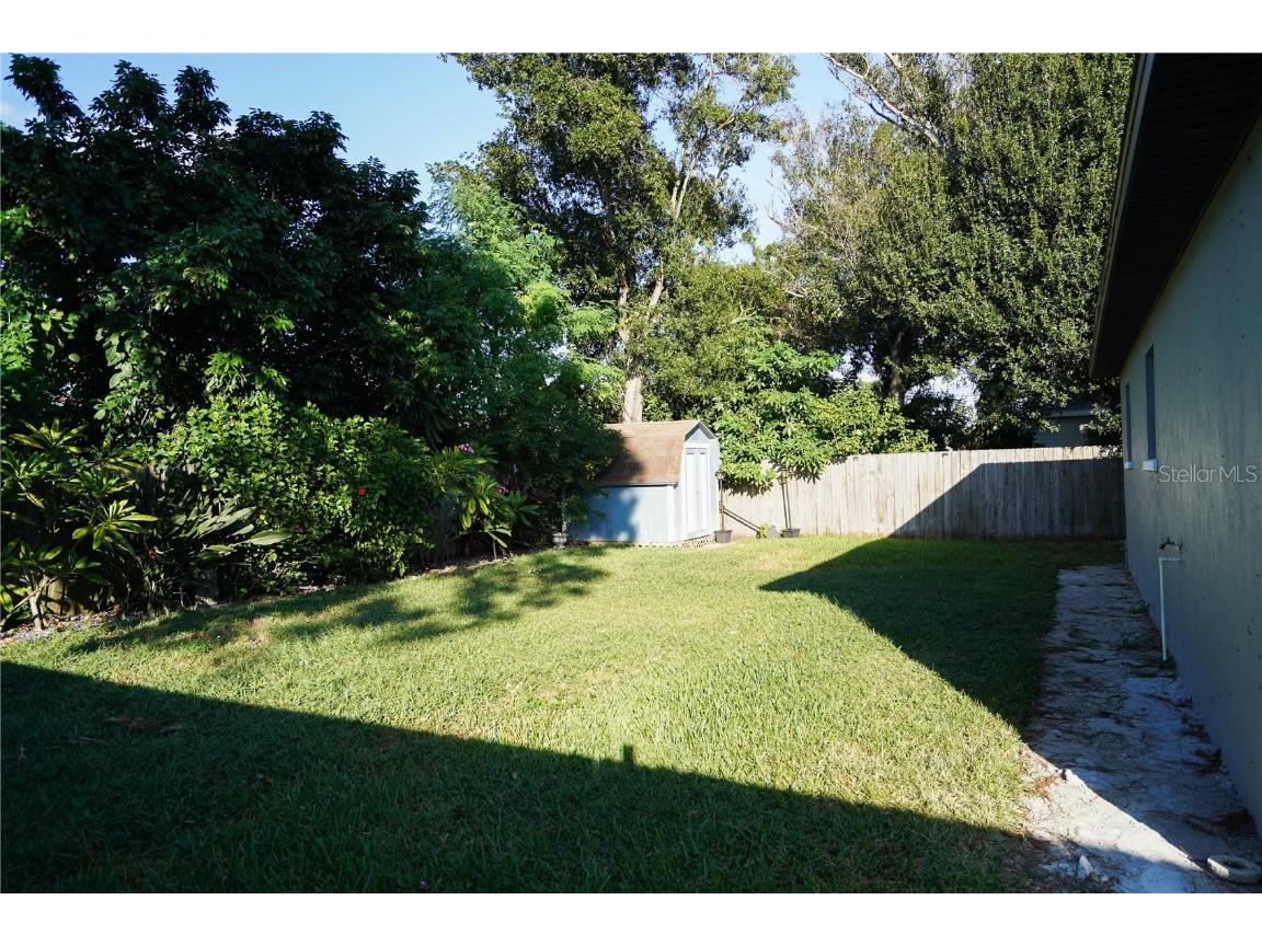 5817 Dartmouth Avenue N Saint Petersburg FL 33710 TB8443726 image26