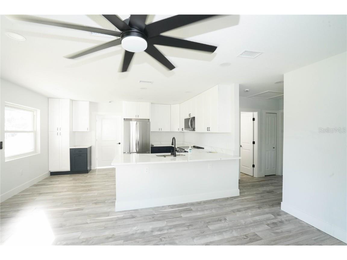 5817 Dartmouth Avenue N Saint Petersburg FL 33710 TB8443726 image7