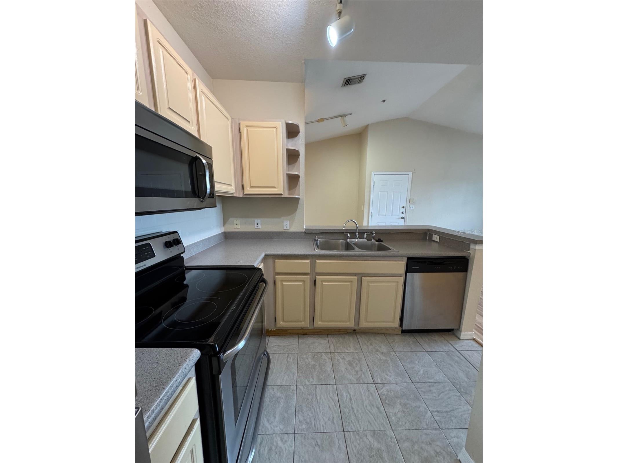 5817 Legacy Crescent Place #302 Riverview FL 33578 TB8476919 image7