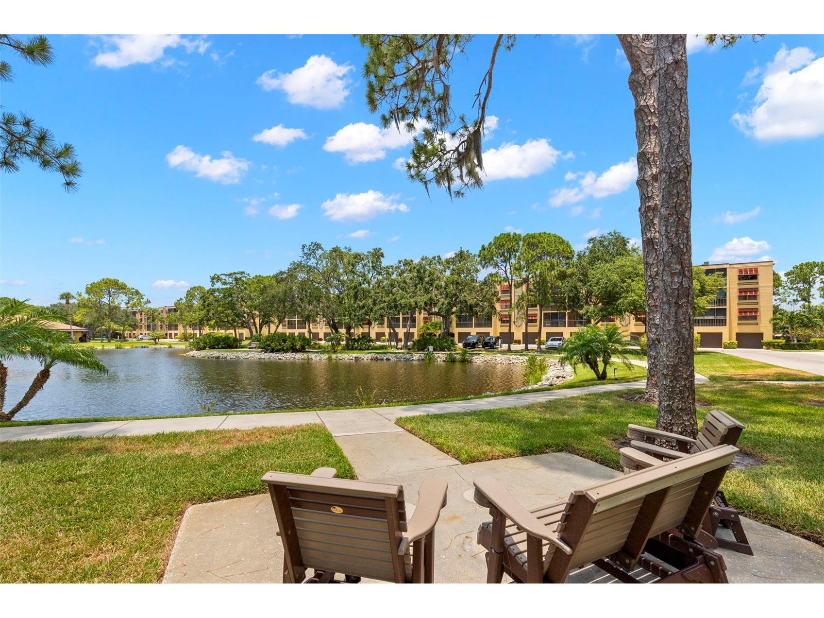 5817 Park Street N #406 Saint Petersburg FL 33709 TB8437827 image2