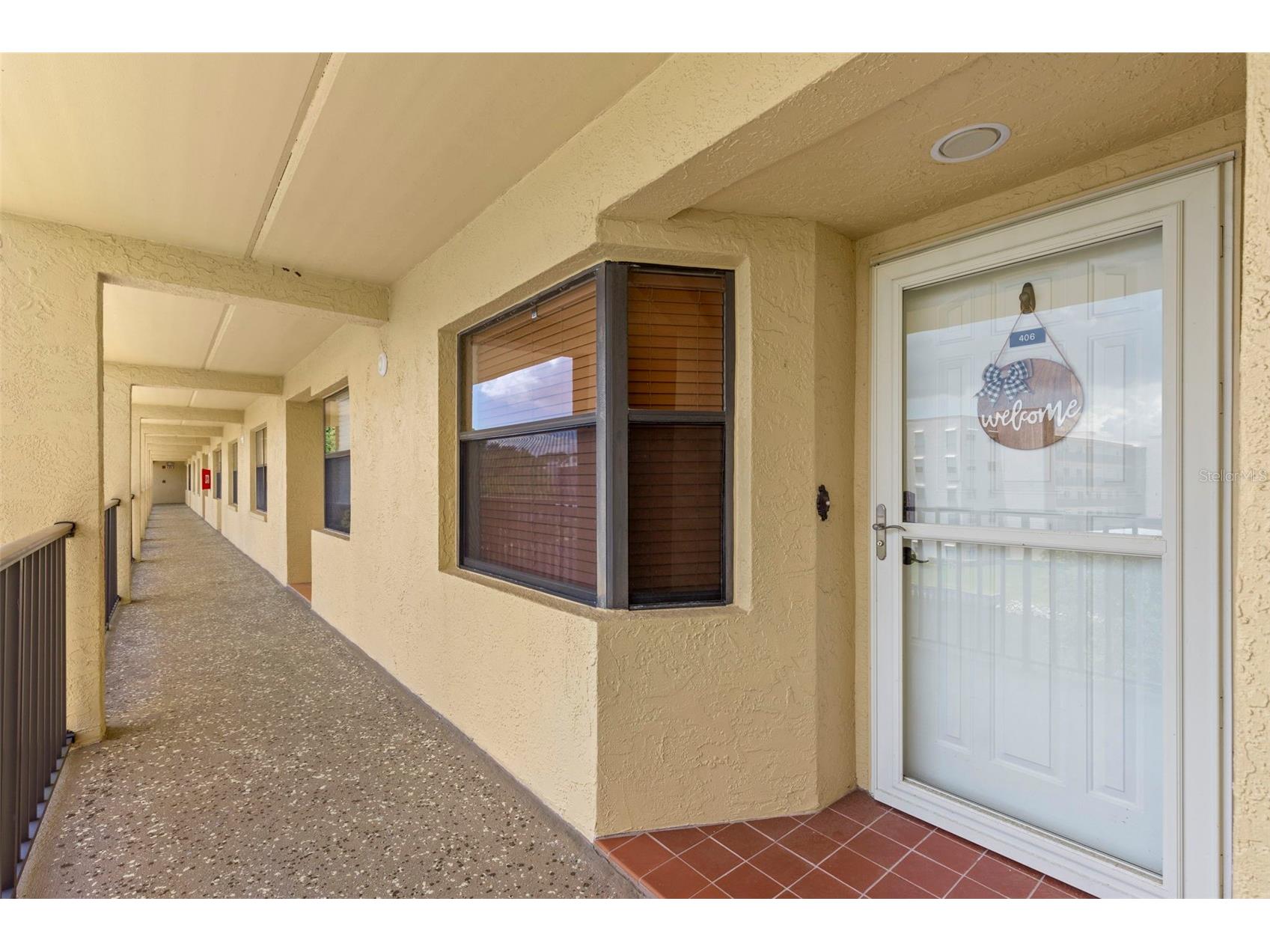 5817 Park Street N #406 Saint Petersburg FL 33709 TB8498221 image1