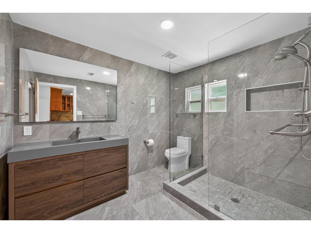 5818 39th Street N Saint Petersburg FL 33714 TB8494524 image18