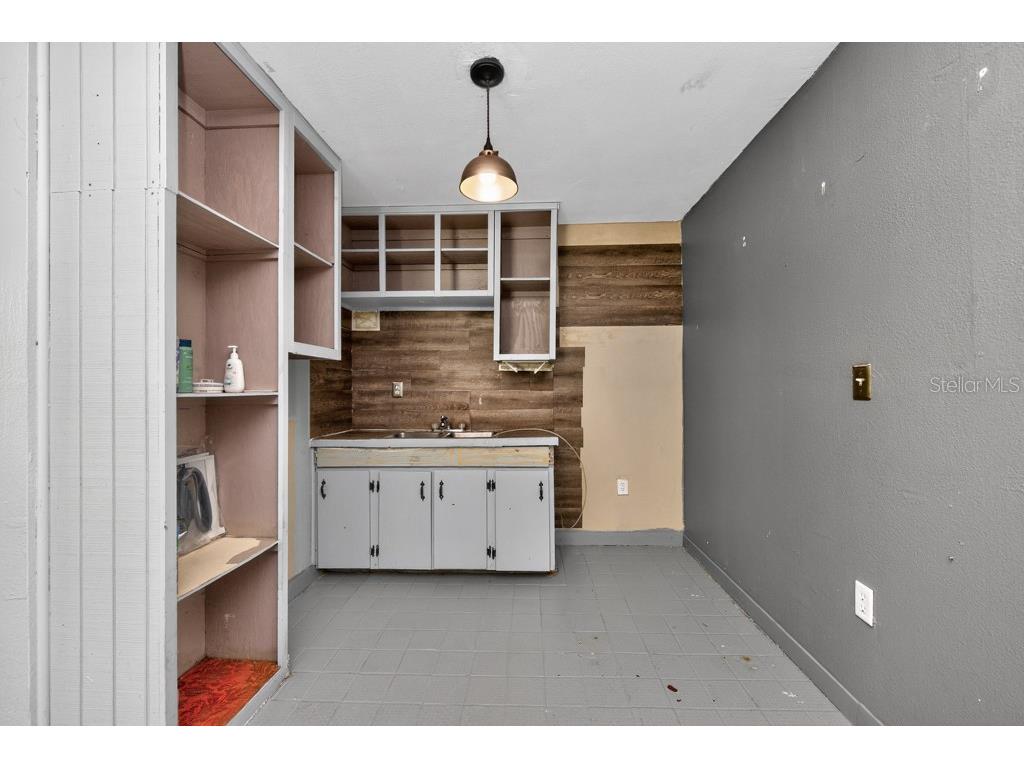 5818 39th Street N Saint Petersburg FL 33714 TB8494524 image25