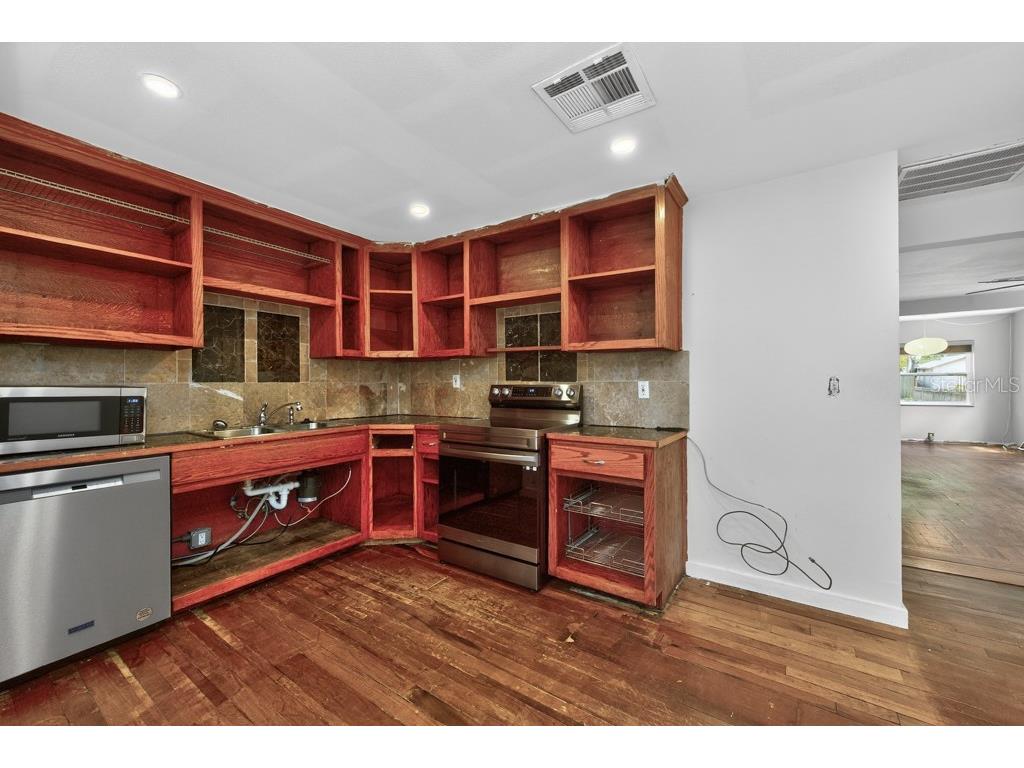 5818 39th Street N Saint Petersburg FL 33714 TB8494524 image9