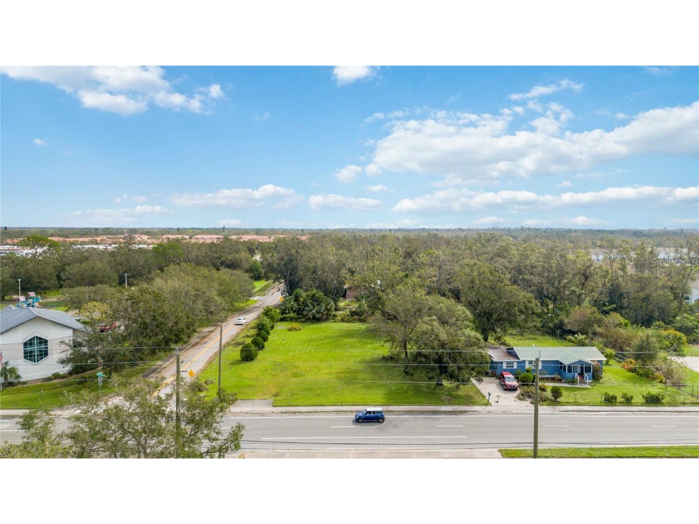 5818 N Lockwood Ridge Road Sarasota FL 34243 A4625659 image1