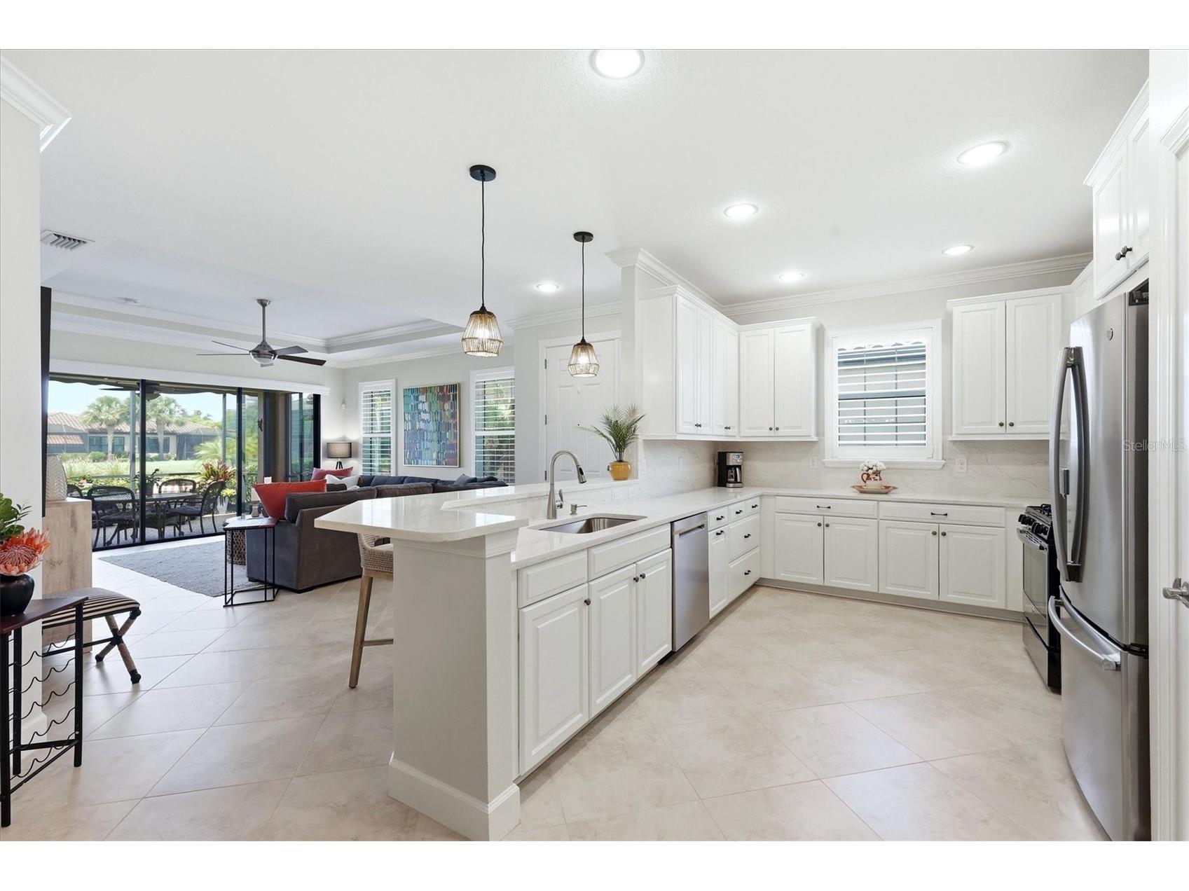 5819 Cavano Drive Sarasota FL 34231 A4691752 image16