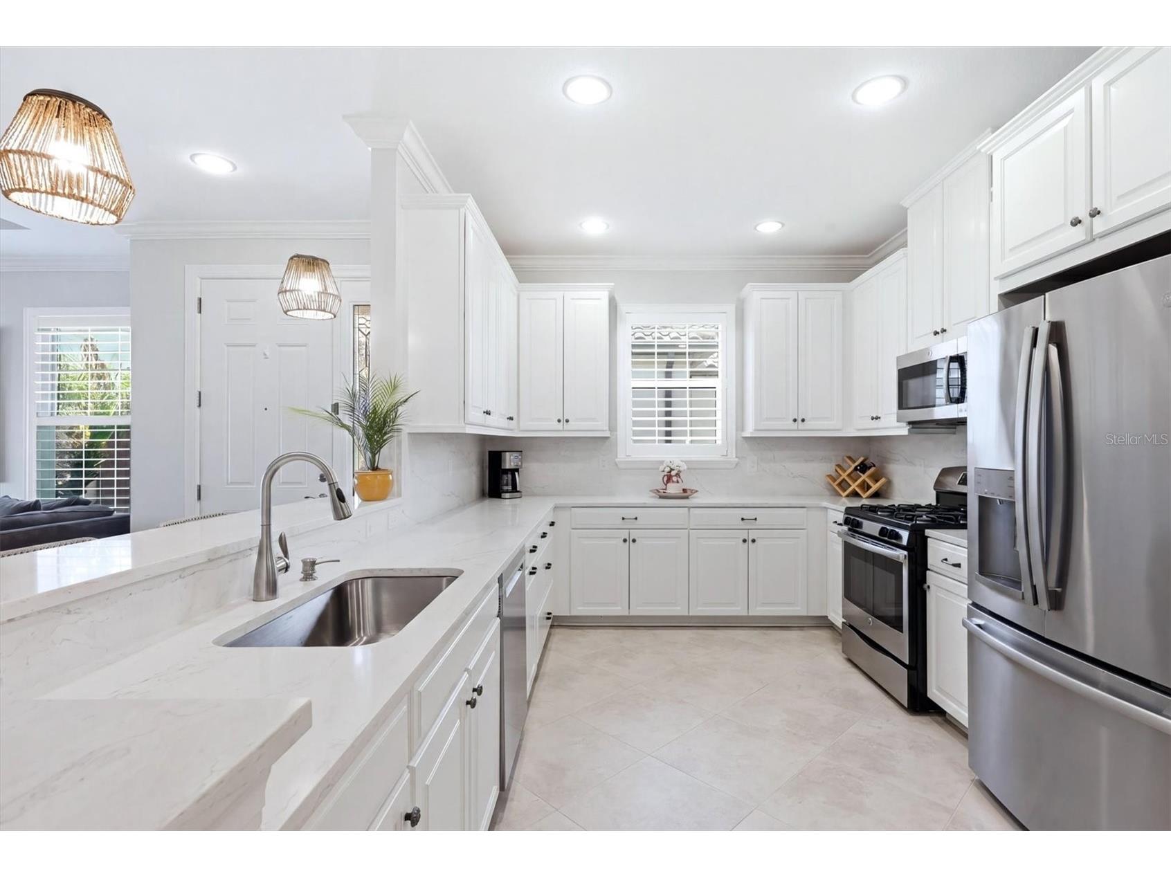 5819 Cavano Drive Sarasota FL 34231 A4691752 image17