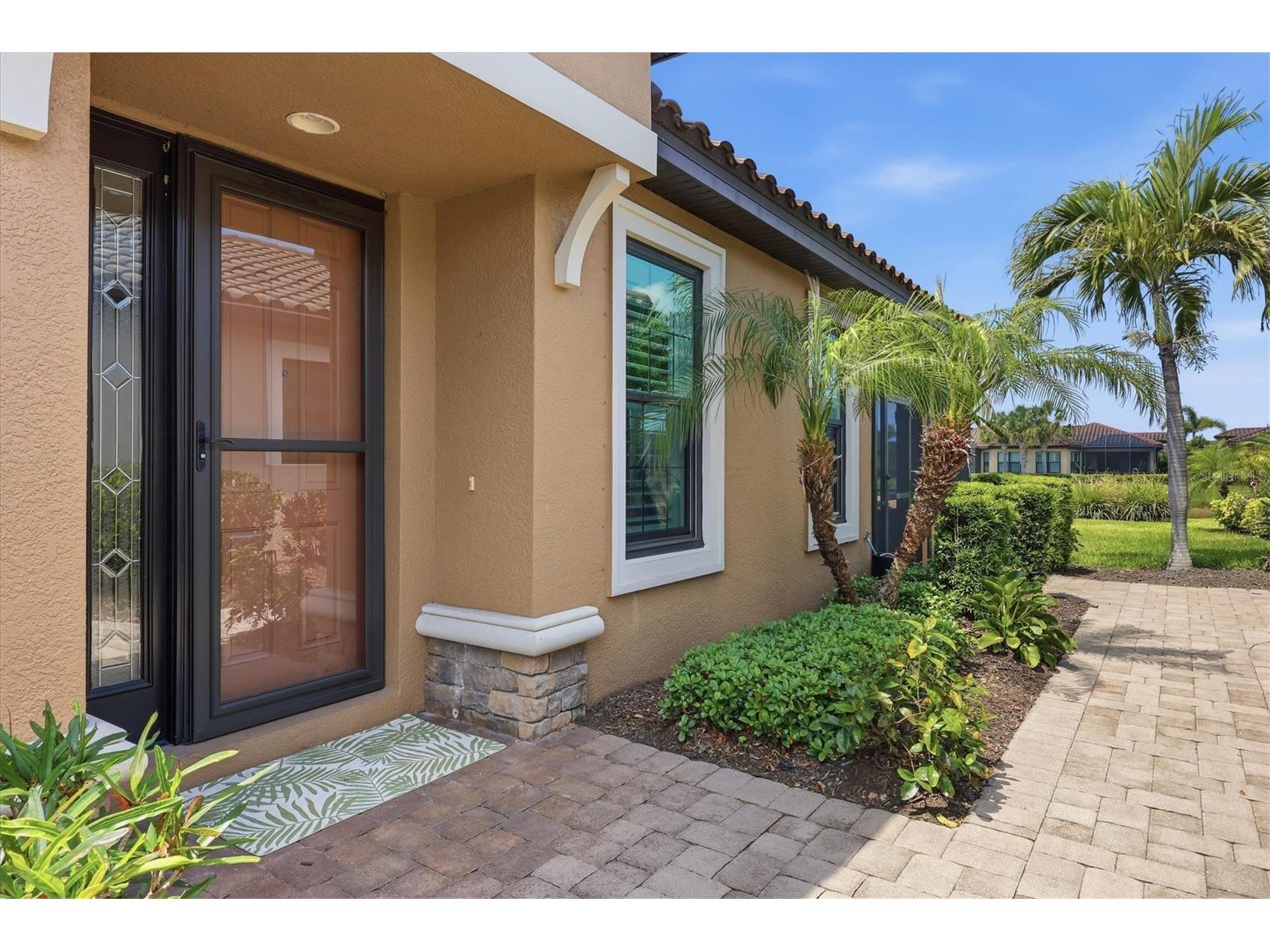 5819 Cavano Drive Sarasota FL 34231 A4691752 image3