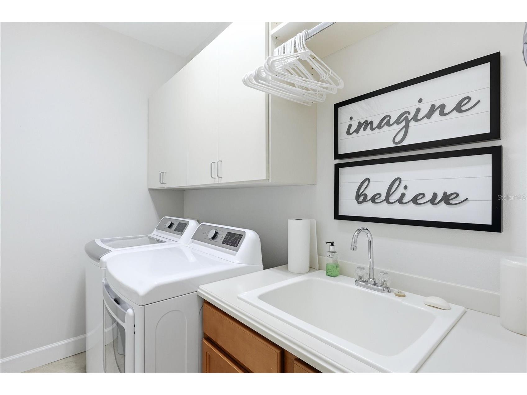 5819 Cavano Drive Sarasota FL 34231 A4691752 image32