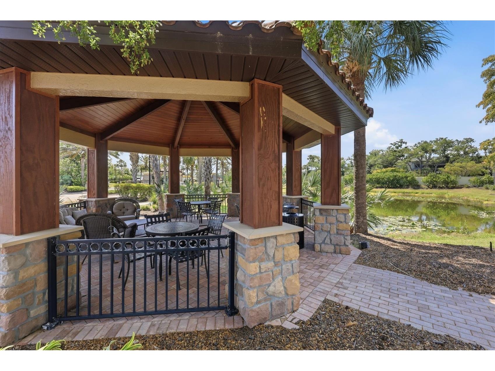 5819 Cavano Drive Sarasota FL 34231 A4691752 image41