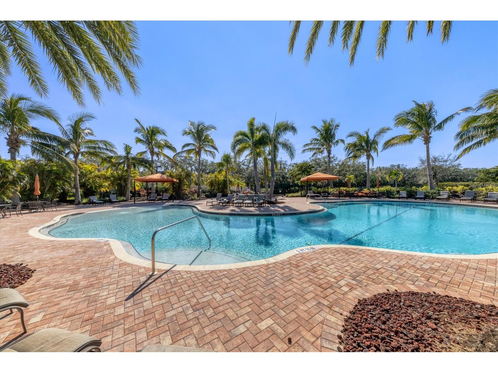 5819 Cavano Drive Sarasota FL 34231 A4691752 image57