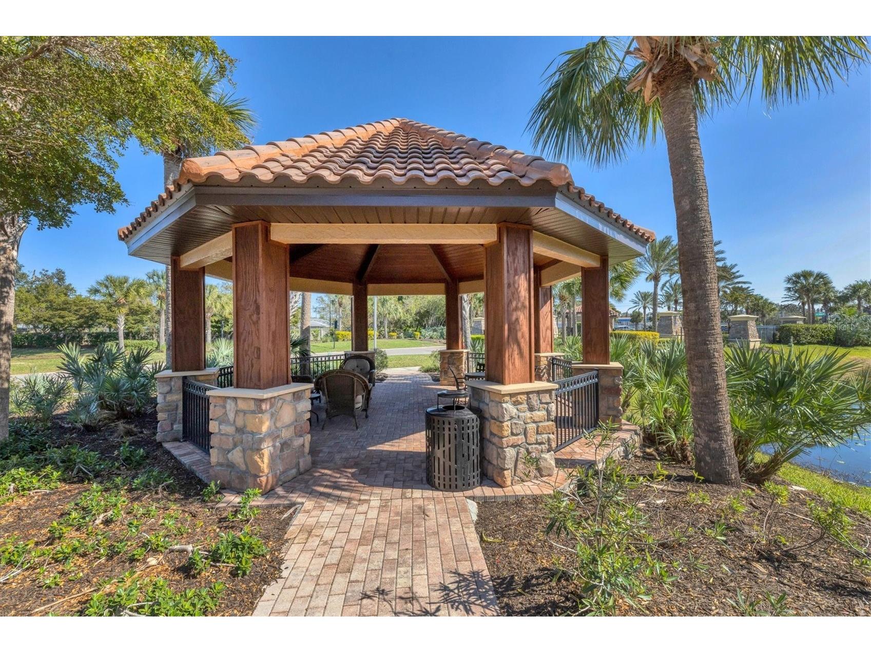 5819 Cavano Drive Sarasota FL 34231 A4691752 image68
