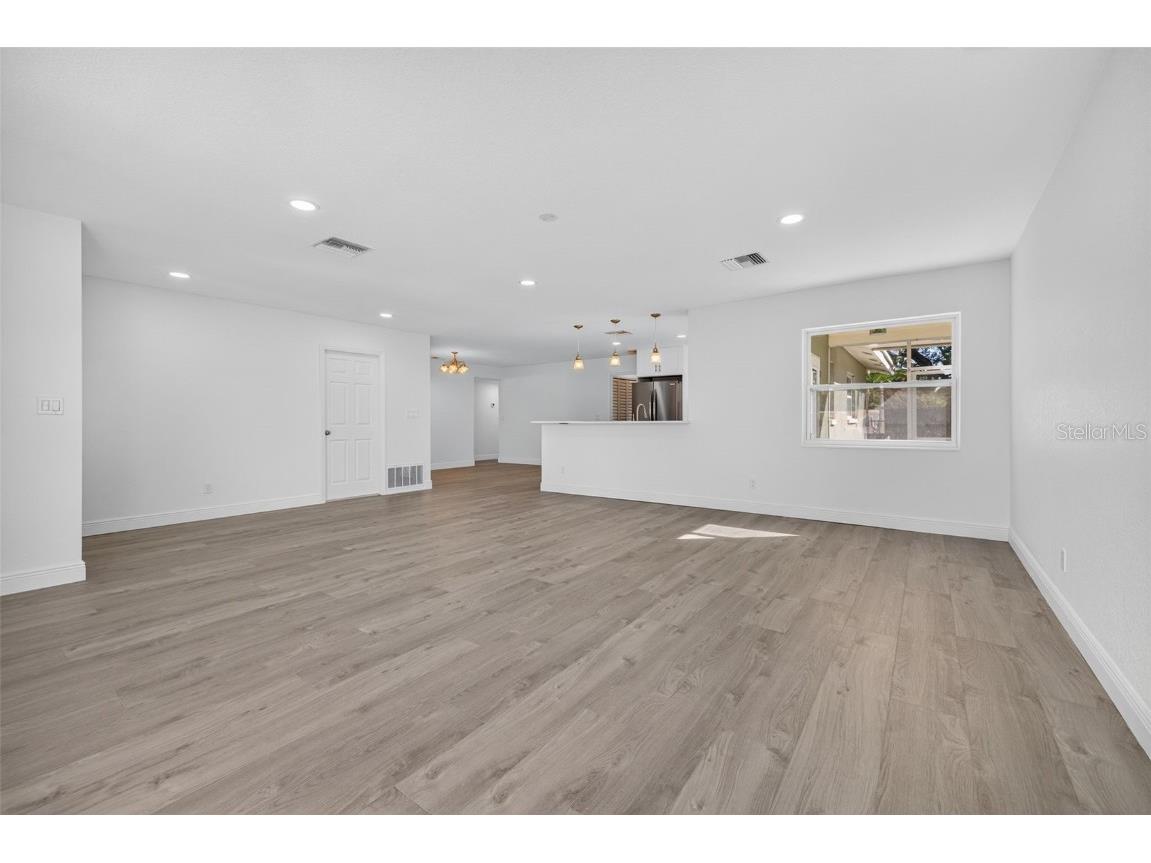 5819 Denver Street NE Saint Petersburg FL 33703 TB8449342 image11