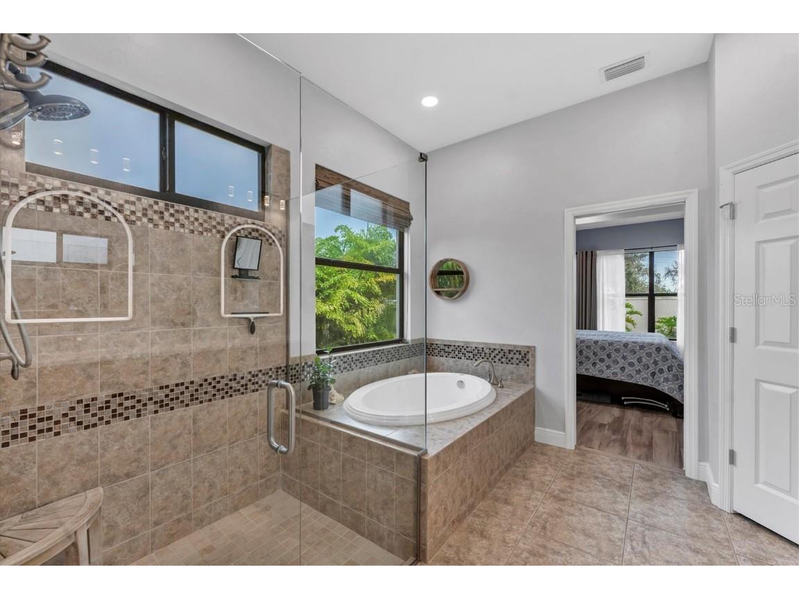 5819 Title Row Drive Bradenton FL 34210 A4665798 image32