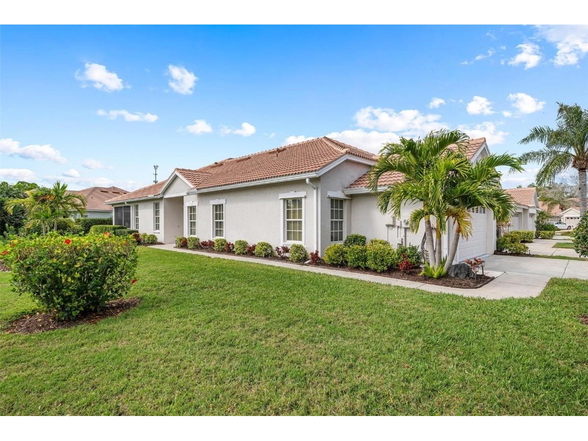 582 Back Nine Drive Venice FL 34285 N6131337 image1