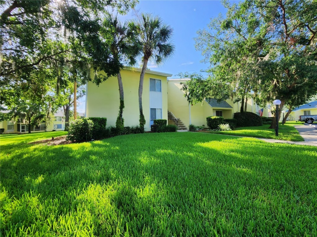 582 Bahia Circle #A Ocala FL 34472 OM659878 image1