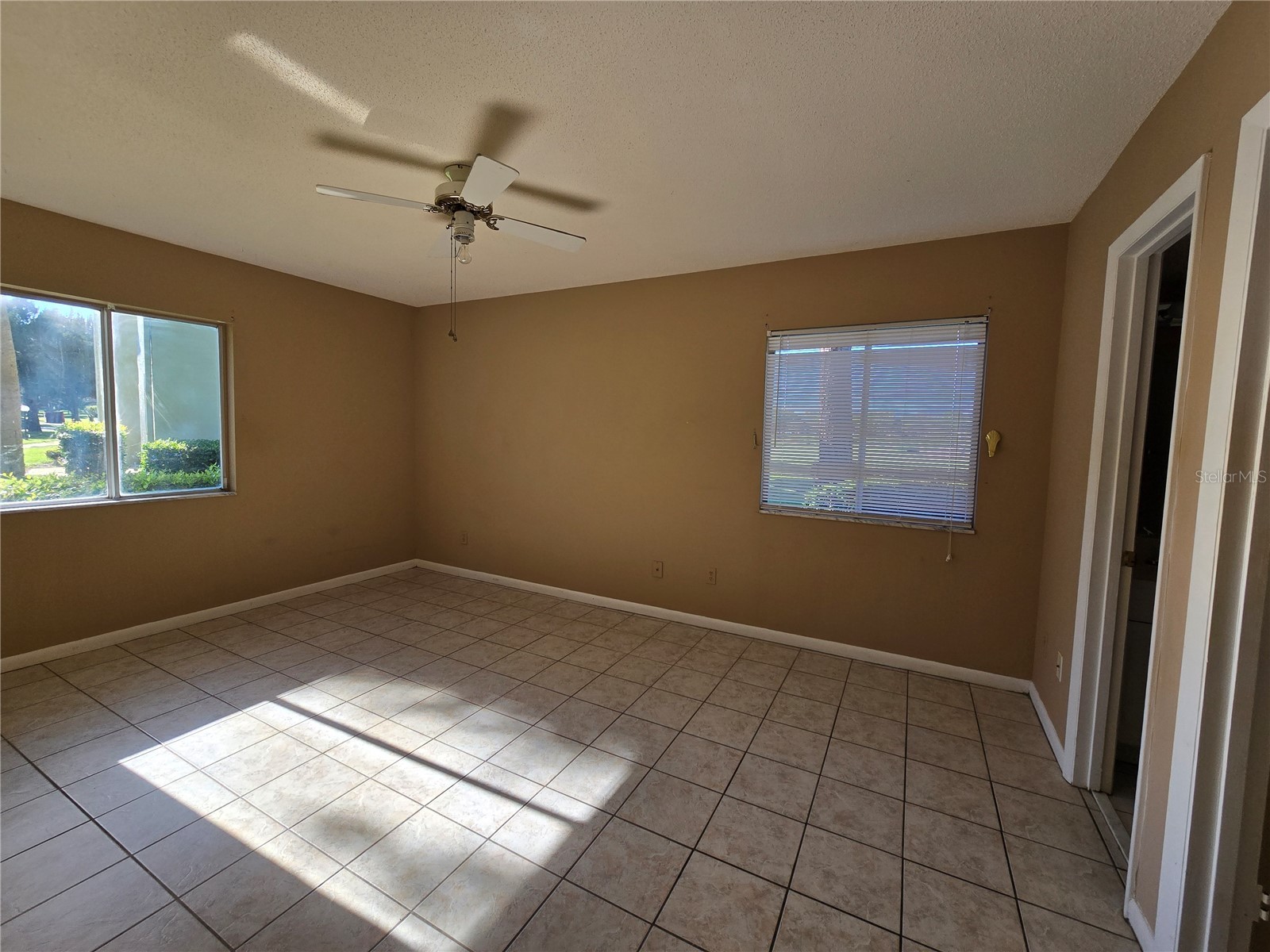 582 Fairways Circle #A Ocala FL 34472 OM721571 image9