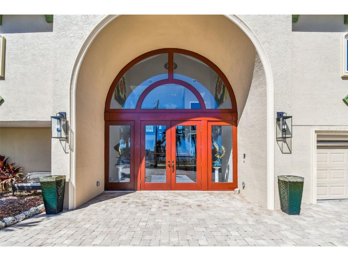 582 Johns Pass Avenue Madeira Beach FL 33708 TB8443266 image10