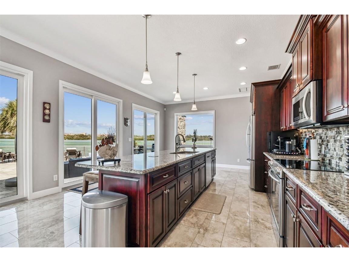 582 Johns Pass Avenue Madeira Beach FL 33708 TB8443266 image20