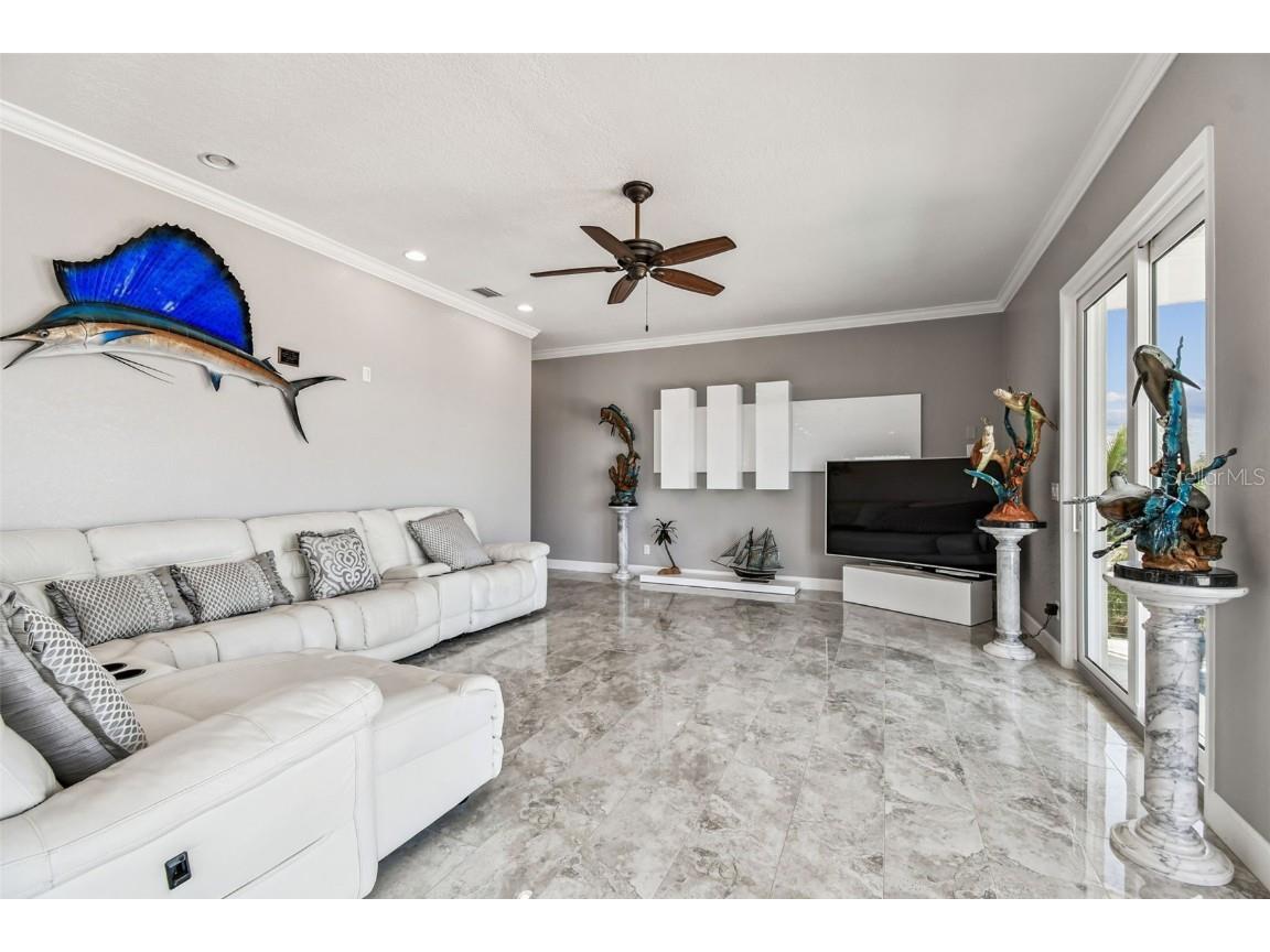 582 Johns Pass Avenue Madeira Beach FL 33708 TB8443266 image28