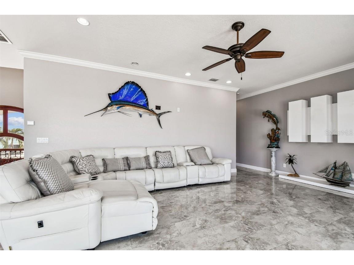 582 Johns Pass Avenue Madeira Beach FL 33708 TB8443266 image29