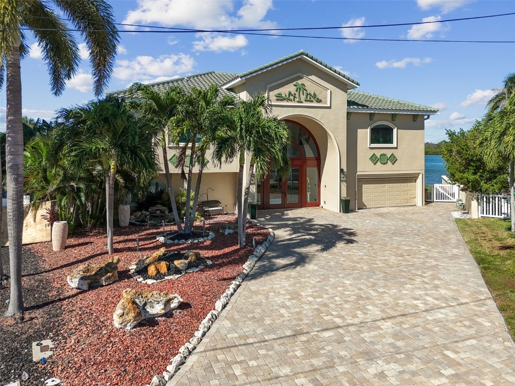 582 Johns Pass Avenue Madeira Beach FL 33708 TB8443266 image4