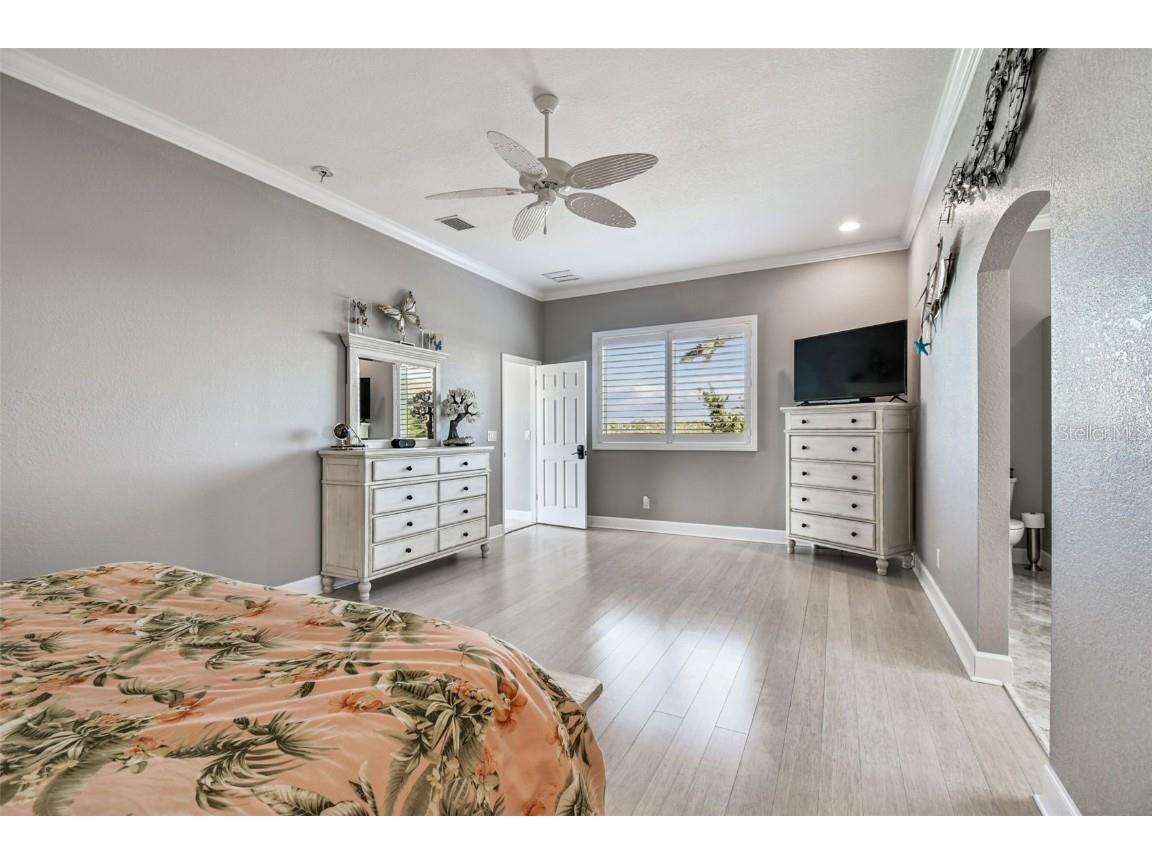 582 Johns Pass Avenue Madeira Beach FL 33708 TB8443266 image46