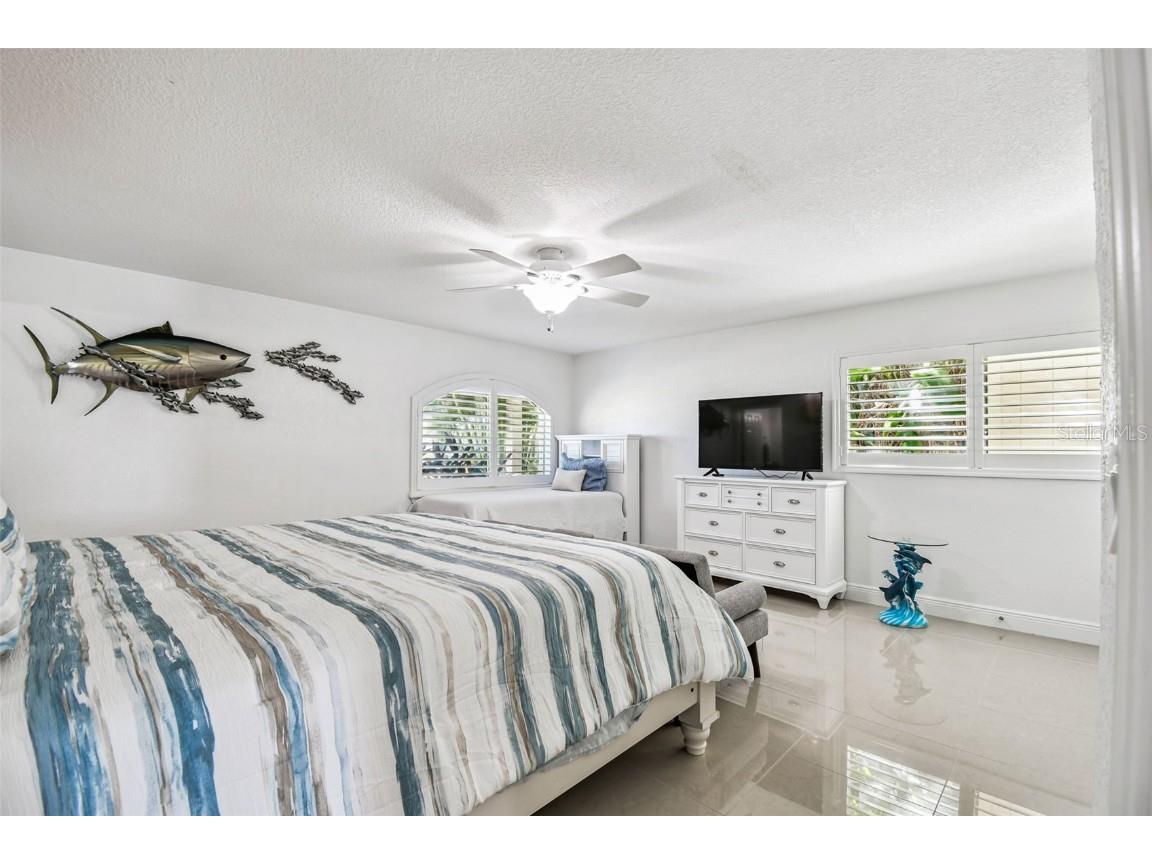 582 Johns Pass Avenue Madeira Beach FL 33708 TB8443266 image60