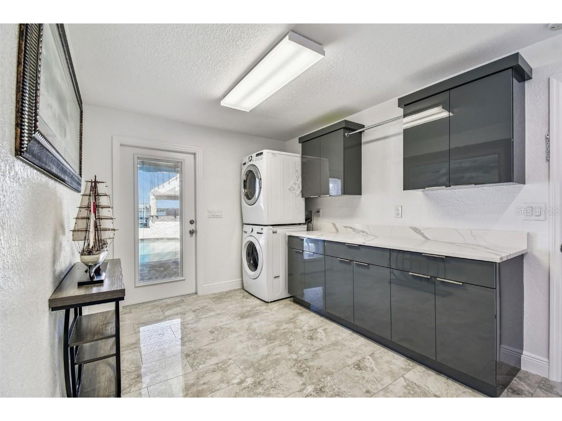 582 Johns Pass Avenue Madeira Beach FL 33708 TB8443266 image76