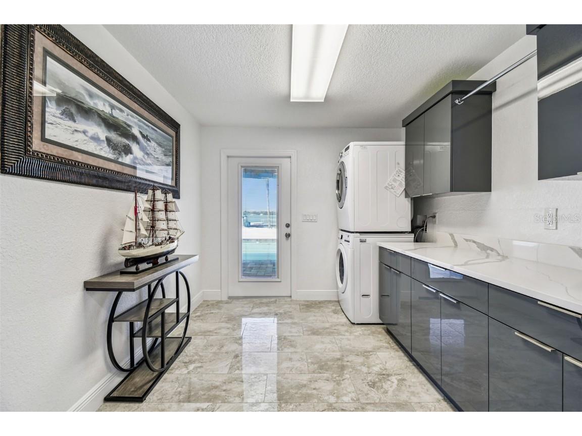 582 Johns Pass Avenue Madeira Beach FL 33708 TB8443266 image77