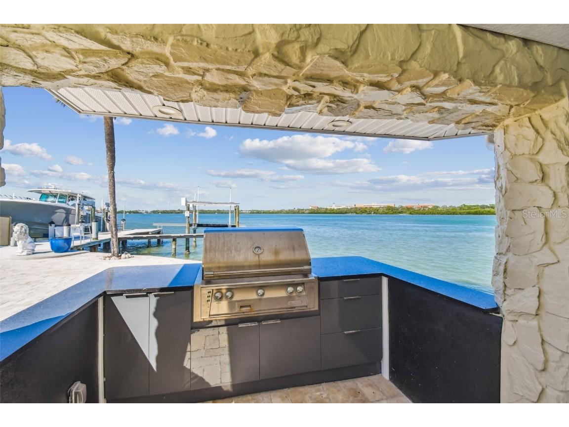 582 Johns Pass Avenue Madeira Beach FL 33708 TB8443266 image94